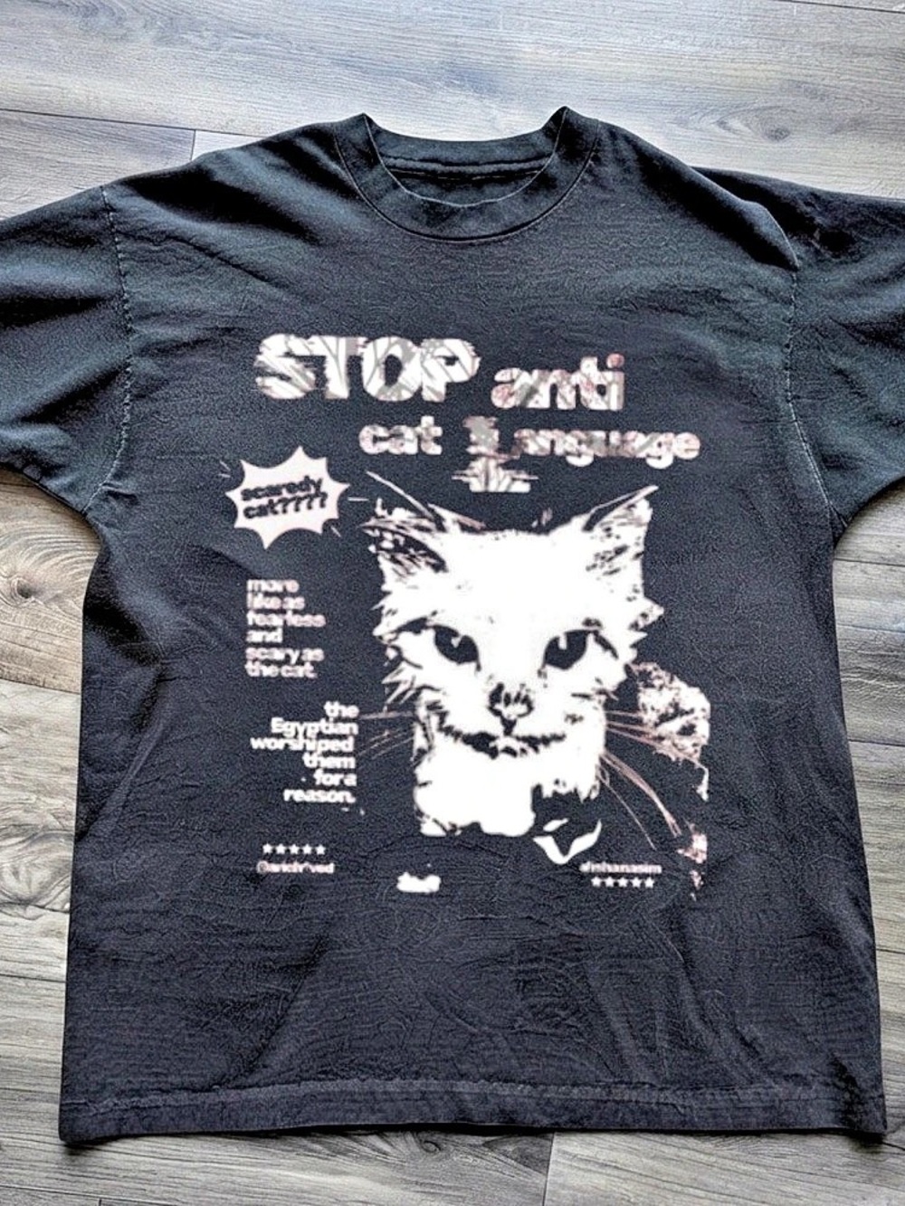 Graphic Cat Short Sleeve T-Shirt in Black
